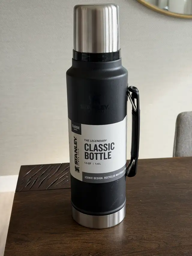 Stanley Thermos – NEW