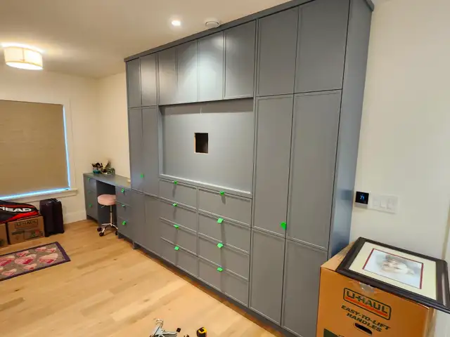 Professional installs (Trim, moulding, cabinets)
