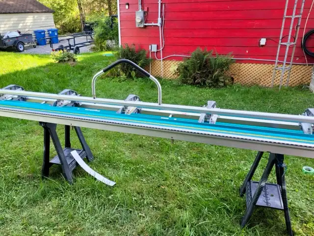 Tapco Pro 10'6' Aluminum Siding Brake (with Sawhorses)