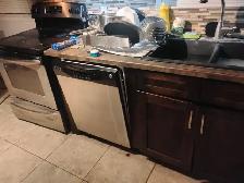 Looking for a positive courteous female to share my room - Photo 4