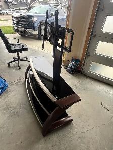 Whalen TV stand - Photo 3