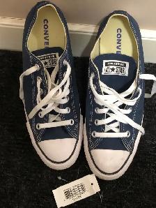 2 pairs of converse chuck taylor shoes. $50 each. Navy are men’s - Photo 5