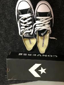 2 pairs of converse chuck taylor shoes. $50 each. Navy are men’s - Photo 6