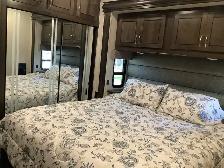 Cottage in Beautiful Resort - Photo 7
