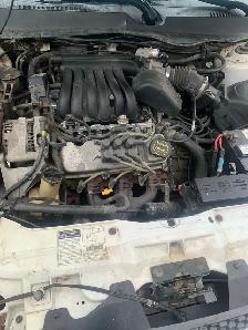 2002 Ford Taurus - Photo 8