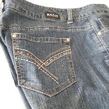 JEAN NEUVE DAWSON GR8 FEM BRILLANTS SUR POCHES ARRIÈRES: $10.00