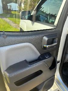 2014 Chev Silverado - Photo 6