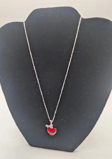 (B10335) Swarovski Red Crystal Heart Pendant Necklace 16 Inch