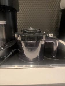 Ninja CREAMi Ice Cream Maker   4 Pints - Photo 2