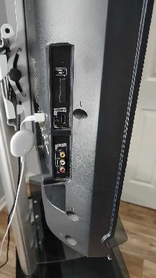 46' SONY LCD TV with Remote & Stand- Excellent Condition - Photo 4