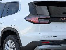 2027 GMC Acadia Elevation AWD Elevation - Photo 10