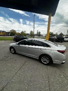 2018 Hyundai Sonata GL | Backup Cam | Heated Seats | BSM | CarPl - Photo 8