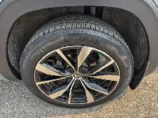 2024 Volkswagen Atlas Cross Sport Execline | VW CERTIFIED - Photo 19