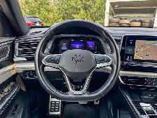 2024 Volkswagen Atlas Cross Sport Execline | VW CERTIFIED - Photo 22