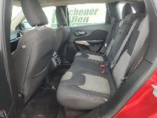 2017 Jeep Cherokee - Photo 13