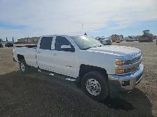 2019 Chevrolet Silverado 2500HD - Photo 2
