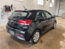 2021 Kia Rio 5-Door - Photo 4