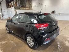 2021 Kia Rio 5-Door - Photo 6