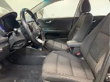 2021 Kia Rio 5-Door - Photo 8