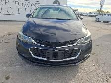 2017 Chevrolet Cruze - Photo 2