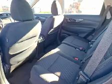 2019 Nissan Rogue - Photo 14