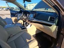 2018 Toyota Highlander - Photo 18