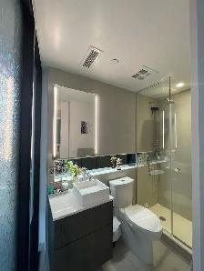 Master Bedroom Ensuite for Rent | Single Occupancy | Downtown To - Photo 2