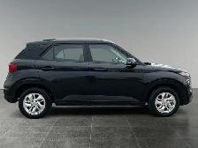2023 Hyundai Venue Preferred / FWD - Photo 8