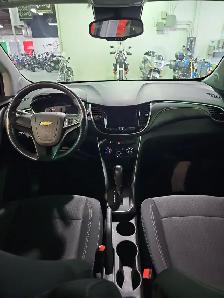 2019 Chevrolet Trax LS - V7168 - None - Photo 8