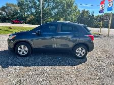2017 Chevrolet Trax FWD 4dr LT CERTIFIED - Photo 2