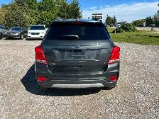 2017 Chevrolet Trax FWD 4dr LT CERTIFIED - Photo 4