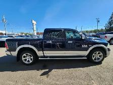 2016 Ram 1500 Laramie Crew Cab 4x4 - Photo 6