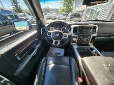 2016 Ram 1500 Laramie Crew Cab 4x4 - Photo 11