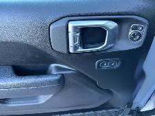2024 Jeep Wrangler Rubicon - Photo 11