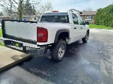 2011 chev full 4door  no body rust - clean worktruck - Photo 5