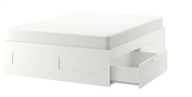 brand new queen size bed