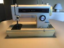 MACHINE À COUDRE KENMORE Modèle 1358 - Photo 2