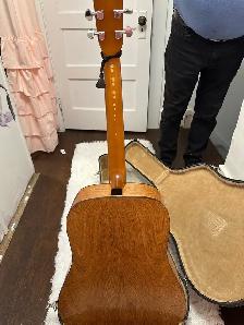 Simon & Patrick  Acoustic Guitar w/ Hard case - Photo 3