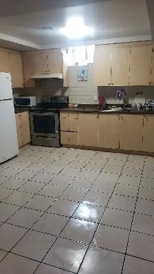 3 Bedroom Basement rant - Photo 2