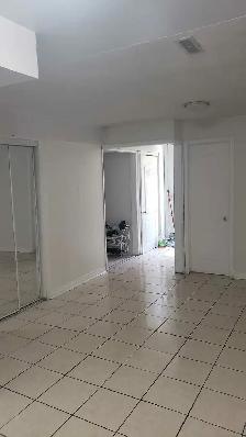 3 Bedroom Basement rant - Photo 4