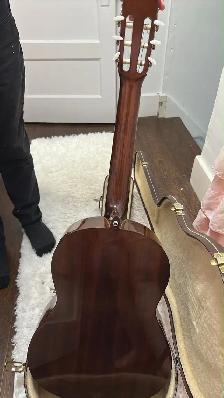 Yamaha CG-120 Vintage Classical Nylon-String Guitar w/ Hard Case - Photo 2
