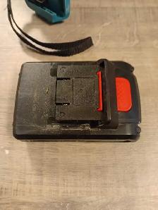 need a battery charger for this drill - Photo 2