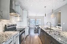 $2,100 |Evanston 3-Bed   Bonus Room |Private Yard |Garage Option - Photo 3