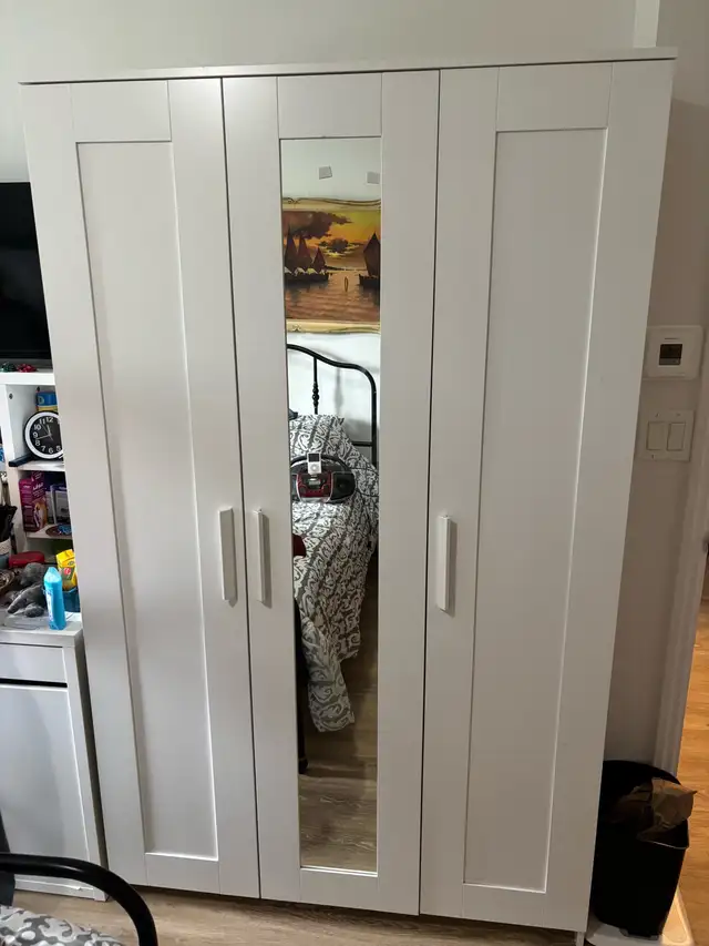 free wardrobe must pick up today