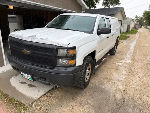 2014 Chevrolet Silverado 4x2 Saftied 246,000 kms
