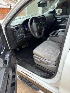 2014 Chevrolet Silverado 4x2 Saftied 246,000 kms - Photo 6