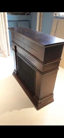 Electric fireplace like new with remote for sale - Photo 3