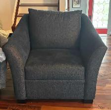 couch and chair - Photo 2