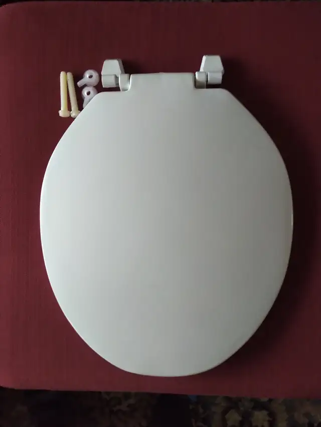 Round 16' Toilet Seat