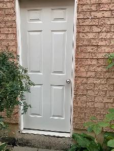 Cozy Semi-Furnished Studio Apartment  — Private Entrance — For - Photo 11